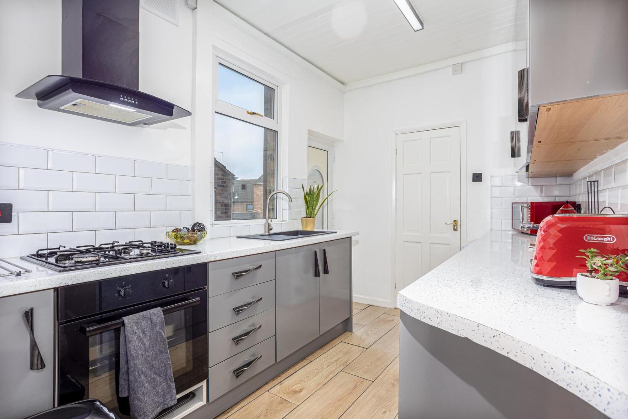 Coronation House By Yourstays - 3 Bedroom House In Newcastle-Under-Lyme Stoke-on-Trent Luaran gambar